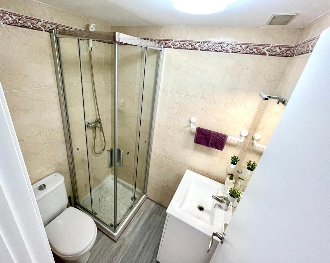 Moderno Piso De 3 Dormitorios En La Playa De Rincon De La Victoria Malaga Exterior foto